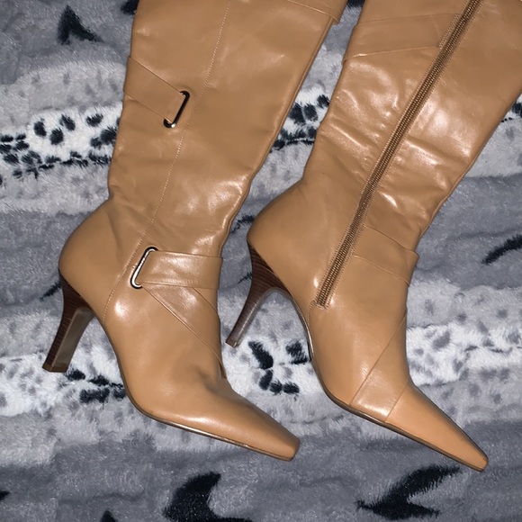Gianni Bini Camel Leather Boots — 8.5 - Picture 3 of 16